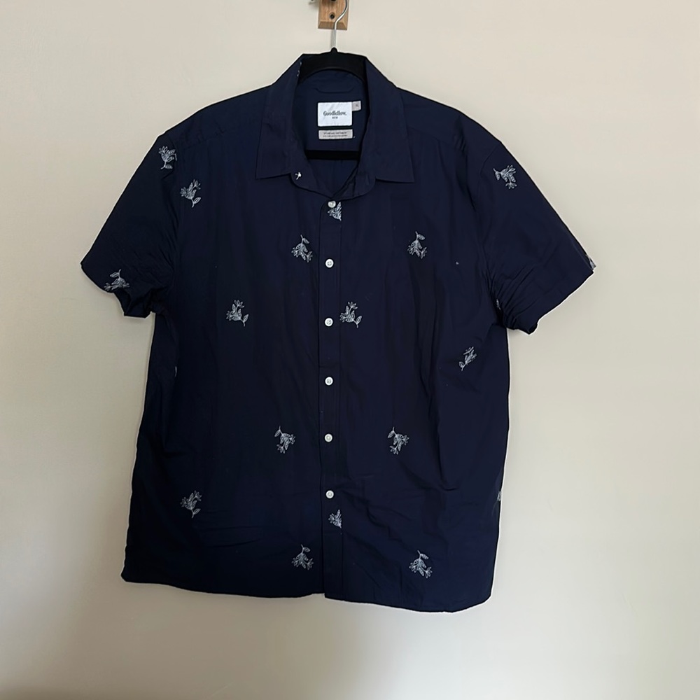 Goodfellow Botton Up Shirt